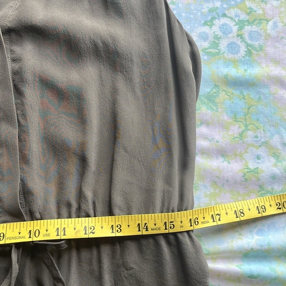 Cynthia Rowley | 100% Silk Taupe Drawstring V-neck Sleeveless Midi Dress Sz 6 - Picture 8 of 12